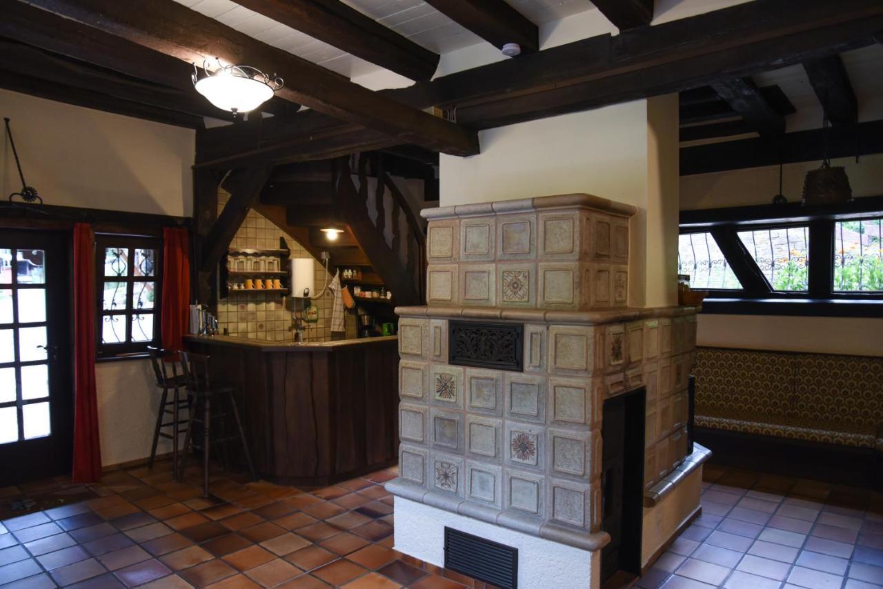 Vila Gastehaus Eponada Weisel Exteriér fotografie