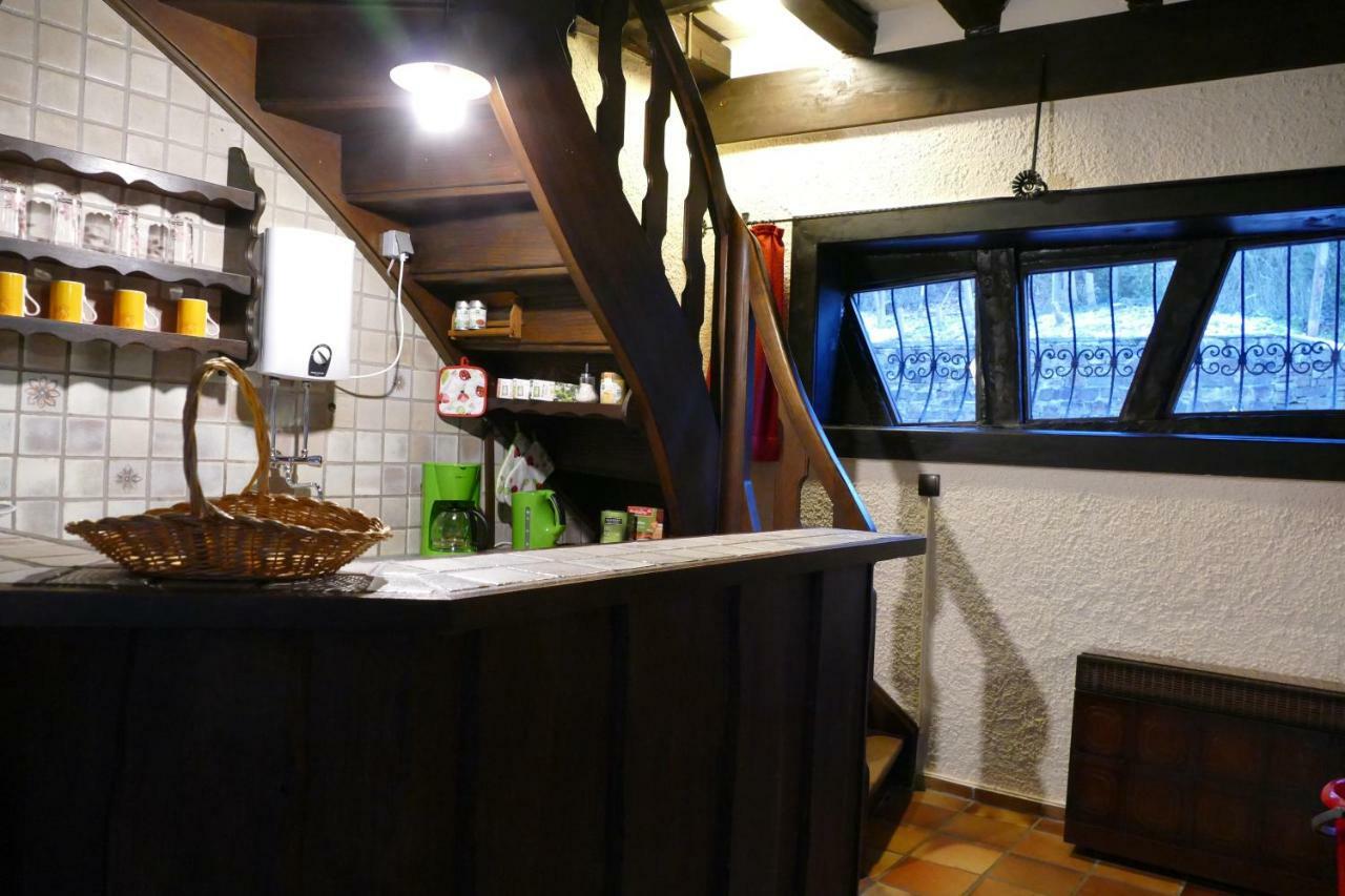 Vila Gastehaus Eponada Weisel Exteriér fotografie